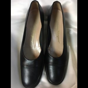 Salvatore Ferragamo 7 1/2 shoes